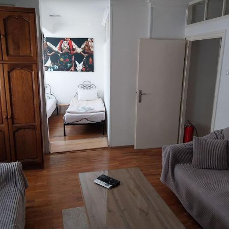Budget Apartment Balkanika Belgrad Exteriör bild