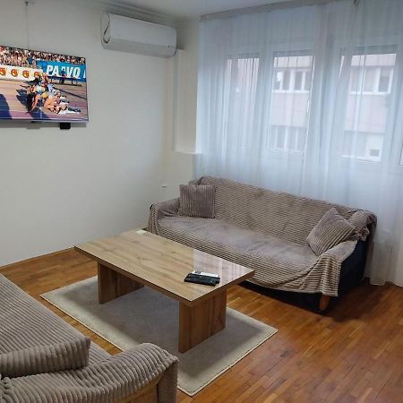 Budget Apartment Balkanika Belgrad Exteriör bild