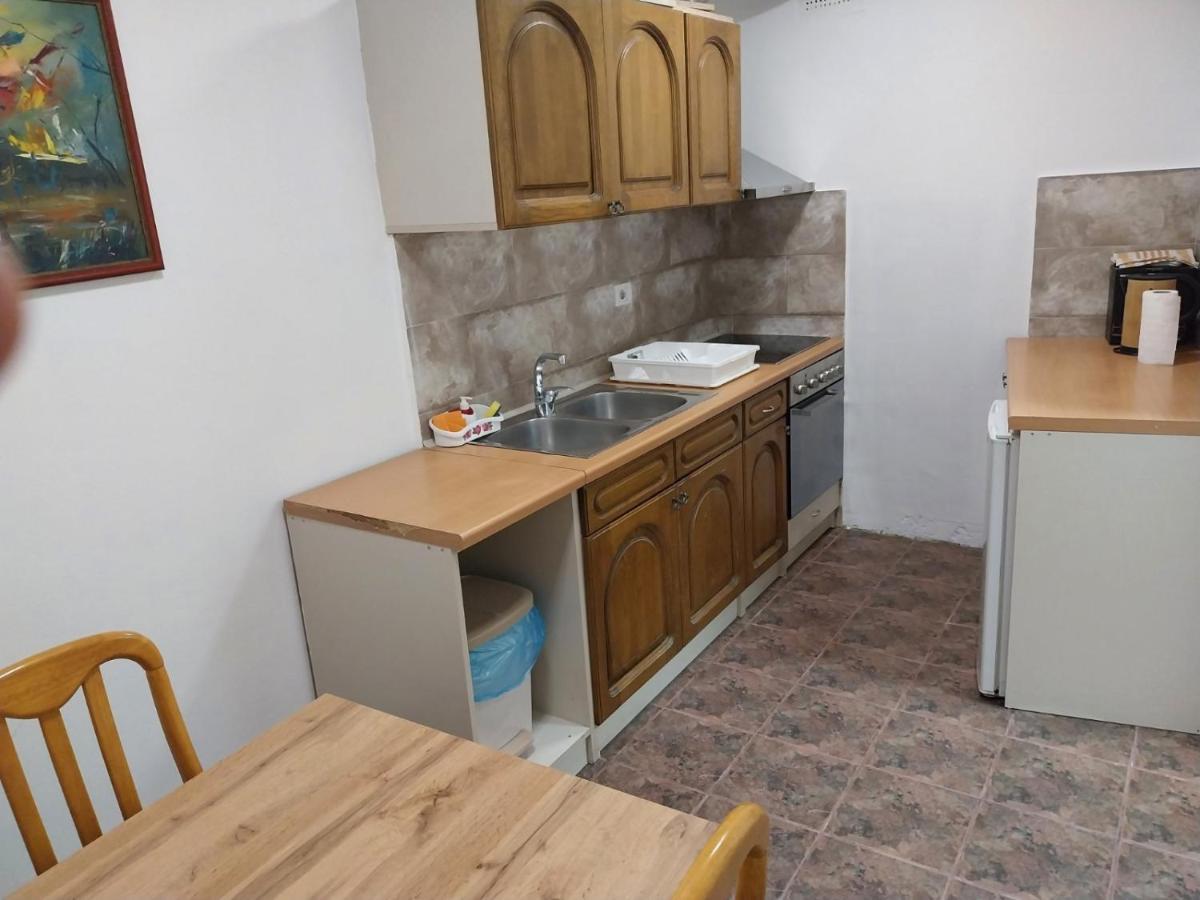Budget Apartment Balkanika Belgrad Exteriör bild